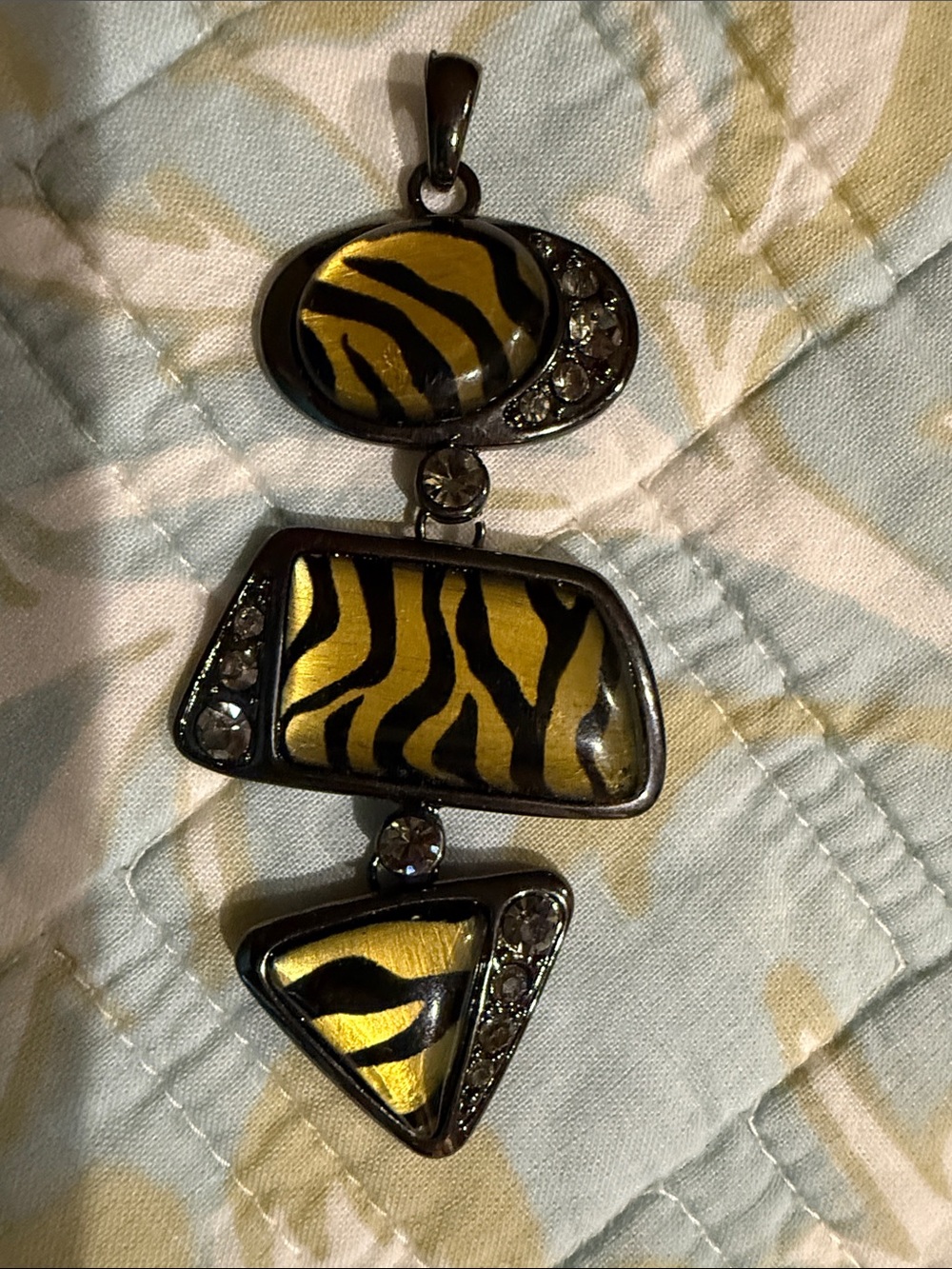 Park Lane Zebra-Print Pendant in Yellow and Black